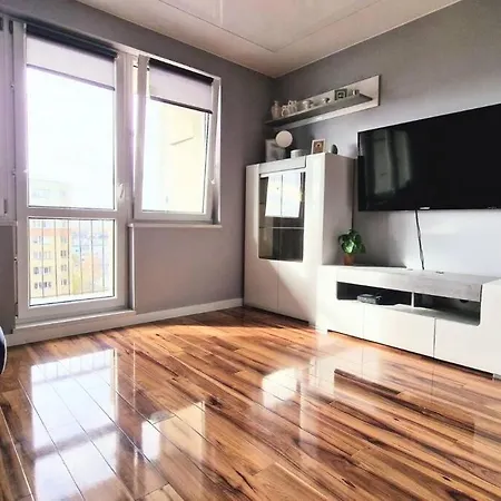 Urbanoasis8thfloor-airport-atlasarena-orientarium Apartment *
