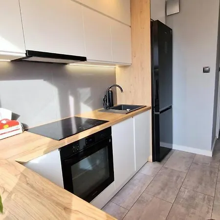 Urbanoasis8thfloor-airport-atlasarena-orientarium Apartment *
