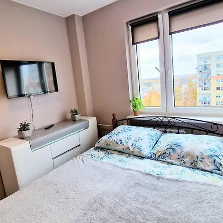 Urbanoasis8thfloor-airport-atlasarena-orientarium Apartment *