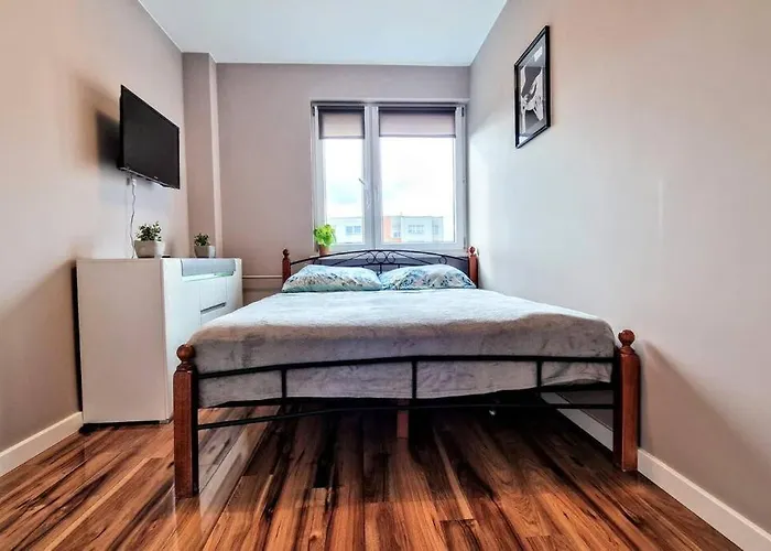 Urbanoasis8thfloor-airport-atlasarena-orientarium לודז'