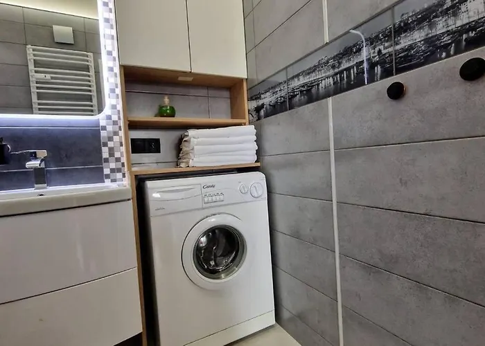 Urbanoasis8thfloor-airport-atlasarena-orientarium דירה לודז'